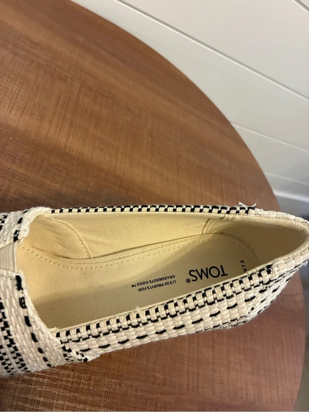 Toms Black & White Striped Espadrille Wedge Peep-Toe 7.5